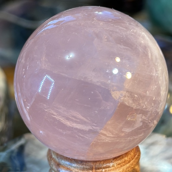 🔥SALE🔥 Star Rose Quartz Sphere! Watch The Video! Sparkles And A Rainbow! - Picture 12 of 12